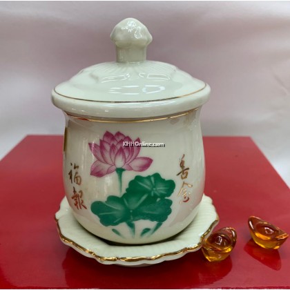 牙色莲花水杯